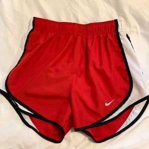RED AND BLACK NIKE SHORTS